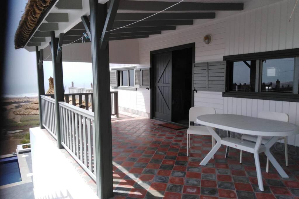 2 Bungalows Avec Vue Sur Mer Et Piscine Partagee Oualidia Bagian luar foto